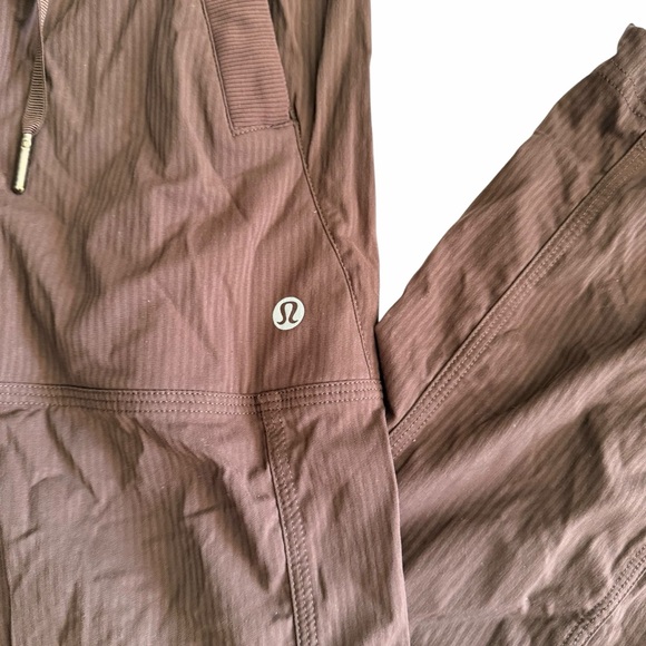 Lululemon Dance Studio Mid-Rise Pant *Regular espresso brown size 0 - Picture 6 of 8